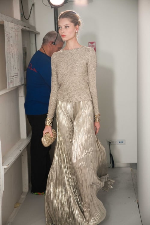 oscar de la renta 2013 dourado total. Imagem: fashion over reason